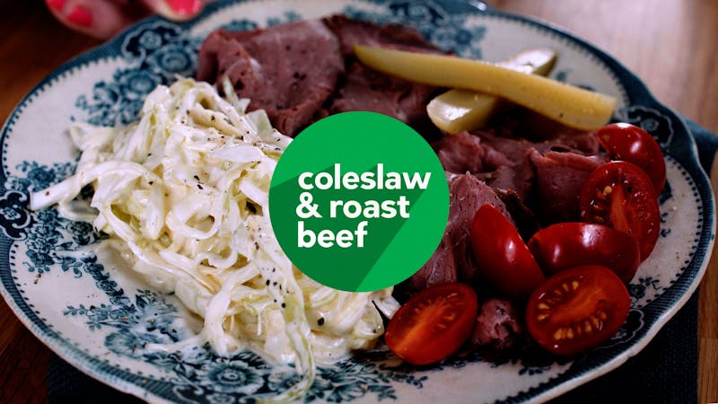 Cooking video: Roast beef with coleslaw in no time