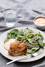 Keto crispy baked chicken with BBQ mayo