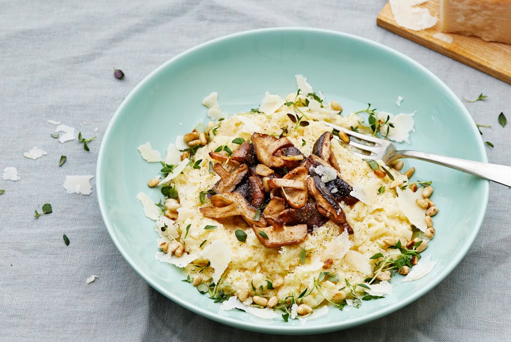 Creamy low carb cauliflower mushroom risotto