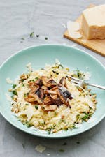 Creamy low-carb cauliflower mushroom risotto