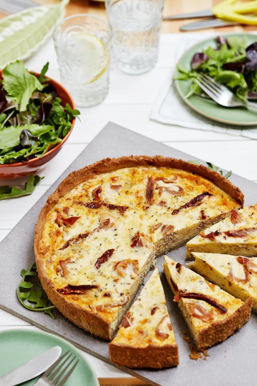 Gluten-free ham and cheese quiche with sun-dried tomatoes