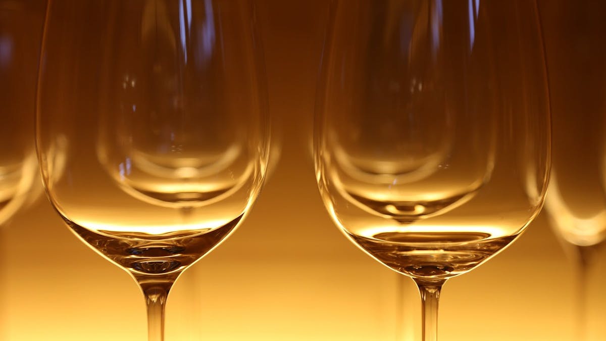 Can I drink wine on a keto diet?