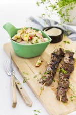 Lemon lamb skewers with keto radish and daikon salad