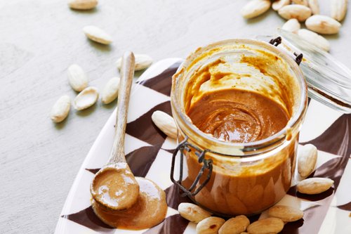 Homemade almond butter