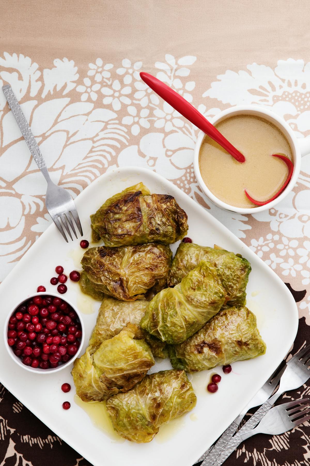 Low carb stuffed cabbage rolls
