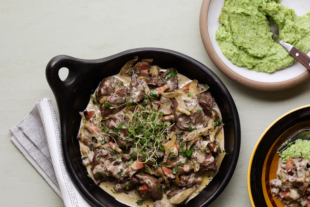 Chicken liver in mushroom sauce and broccoli mash