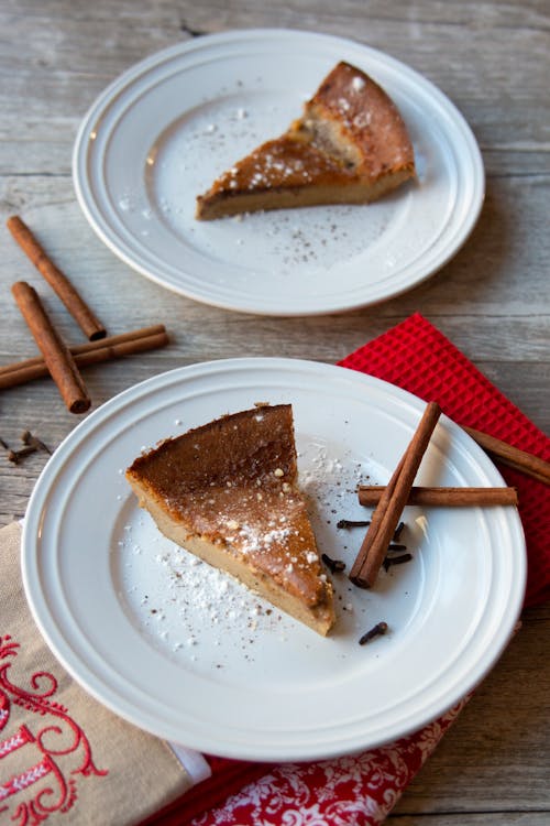 Keto gingerbread spice Dutch baby