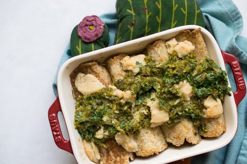 Green onion no-Chile chicken enchiladas