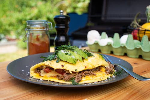Keto taco omelet