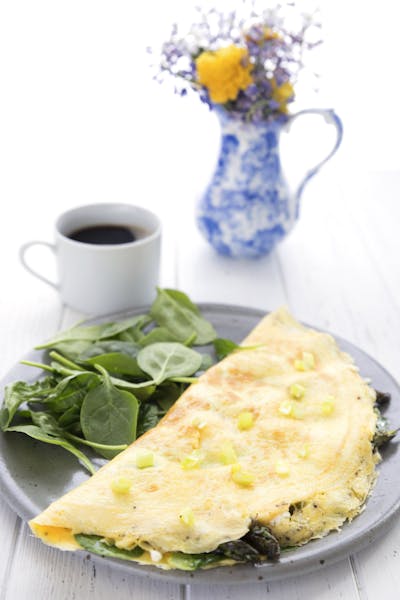 Keto spring veggie and goat cheese omelet