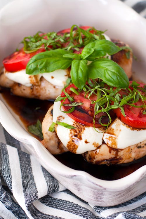 Keto Caprese chicken