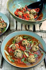 Meatballs in ginger-soy broth