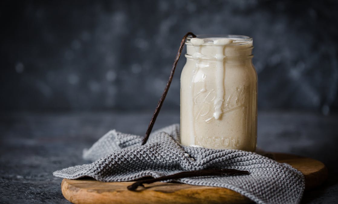 Low-carb vegan vanilla protein shake
