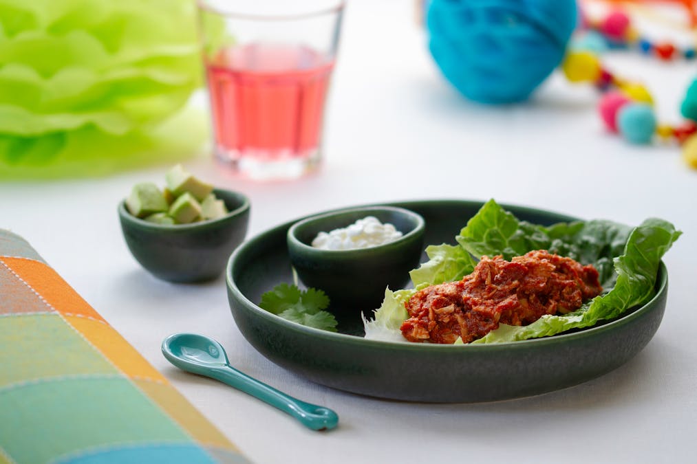 Low-carb lettuce enchiladas