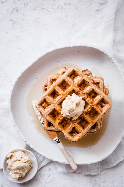 Keto cinnamon chaffles with maple cream cheese
