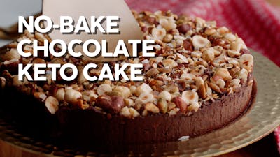 No-bake chocolate keto cake