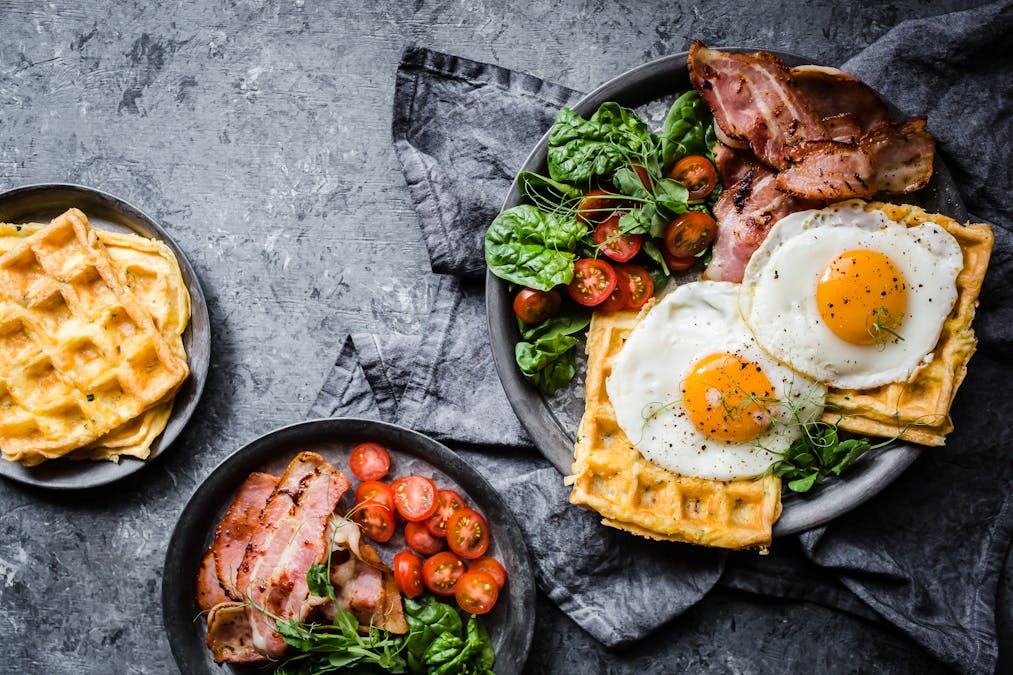 Breakfast keto chaffles