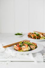 Keto garlic and sesame prawns