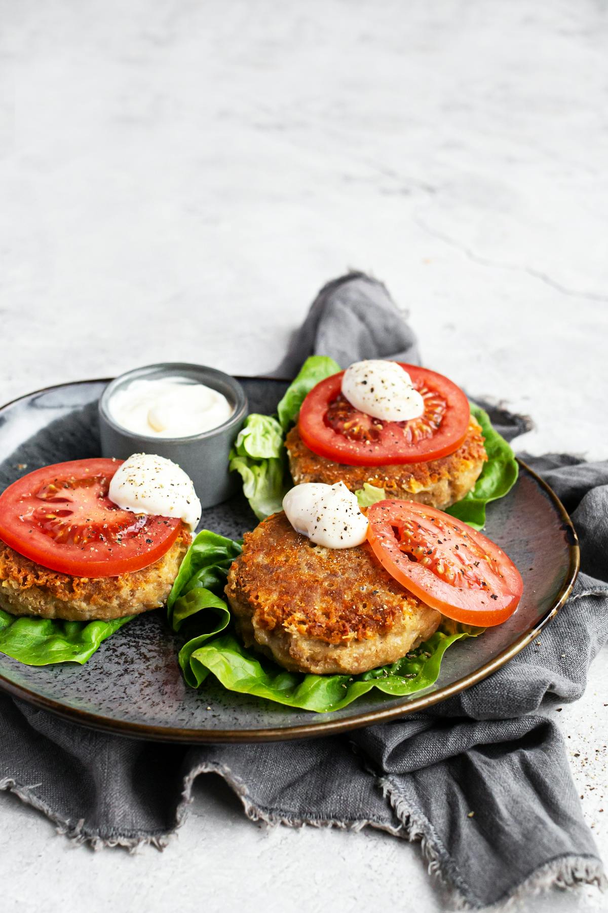 Crispy keto tuna burgers
