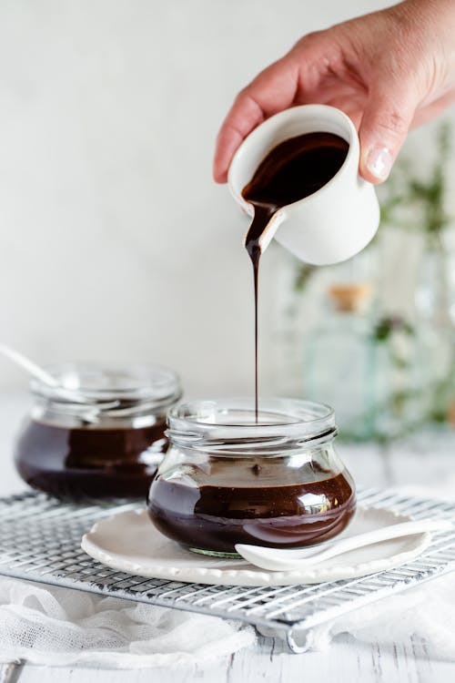 Sugar-free milk chocolate sauce