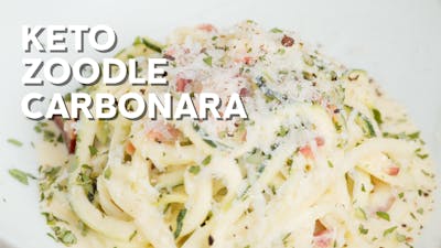 Keto pasta carbonara with zoodles
