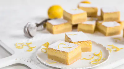 Keto lemon bars with shortbread crust