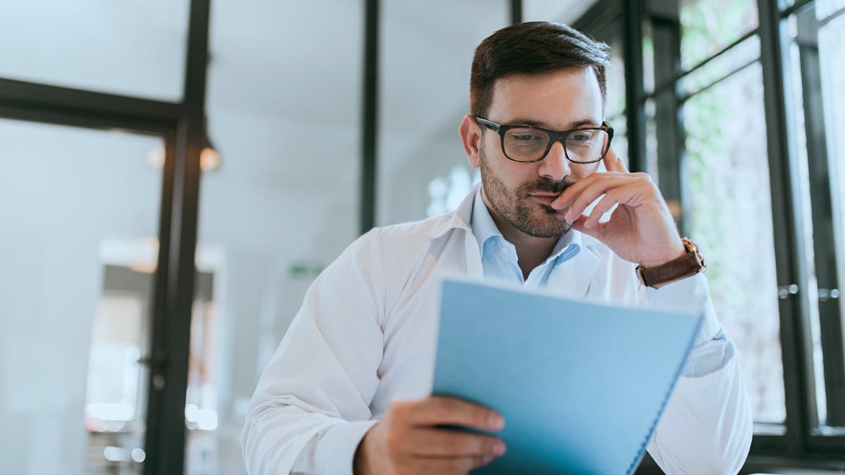 A flawed analysis finds low-carb benefits disappear after six months