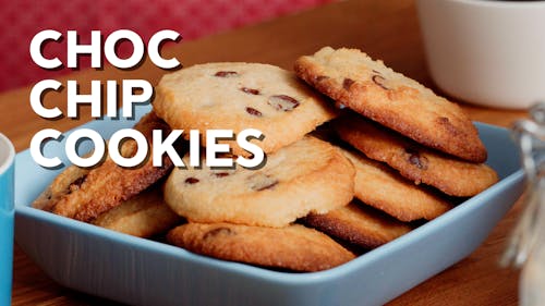 Keto chocolate chip cookies