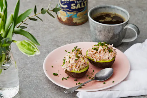 Easy shrimp avocado boat