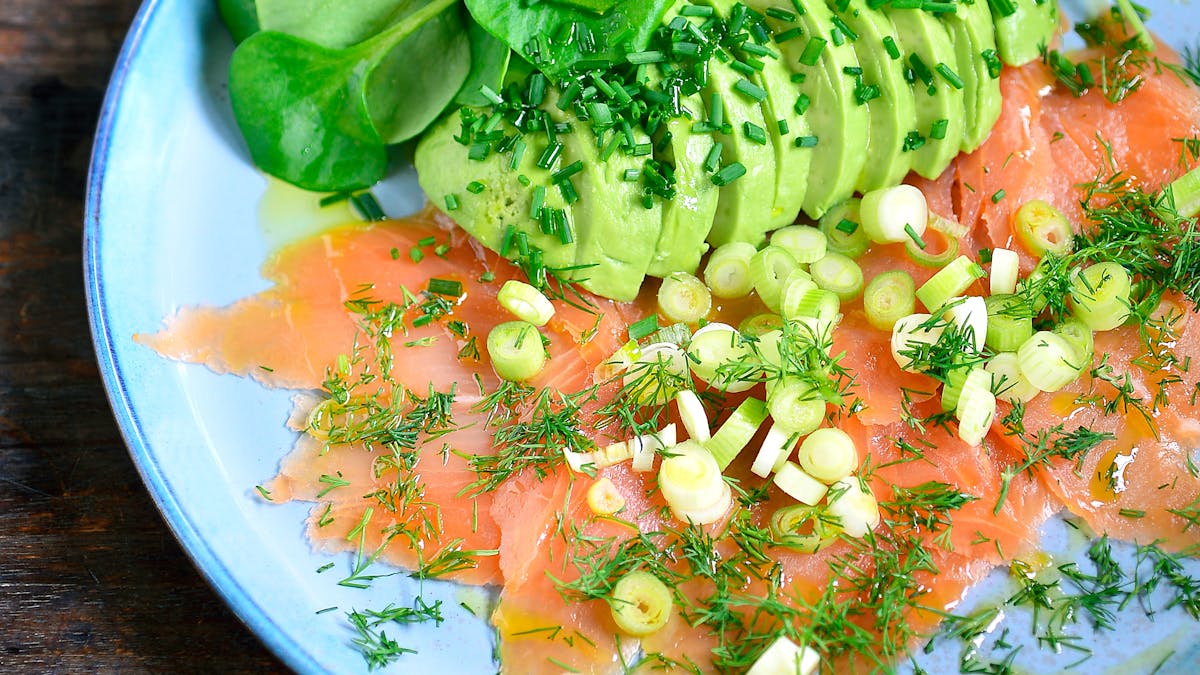 Smoked salmon with avocado and watercress