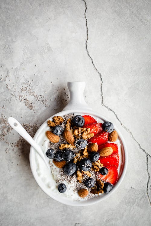 Cottage cheese breakfast bowl