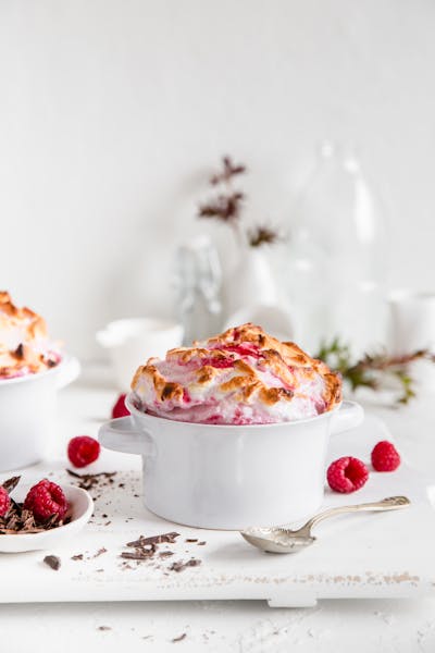 Sugar-free raspberry chocolate soufflé