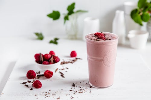 High protein chocolate raspberry cheesecake smoothie