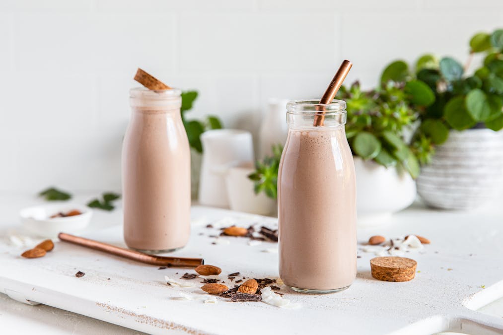 High-protein chocolate and almond smoothie