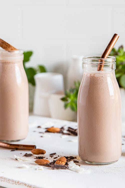 High-protein chocolate almond smoothie