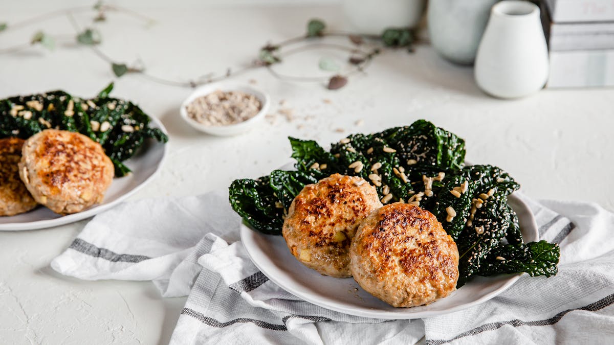 Turkey apple patties with kale