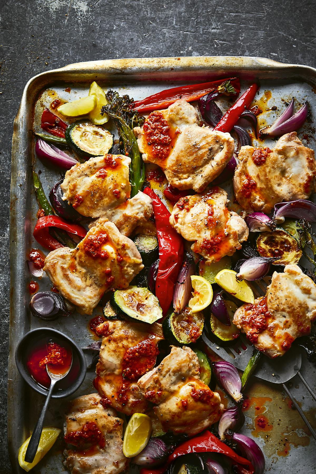 Low carb chicken sheet pan with chili sauce