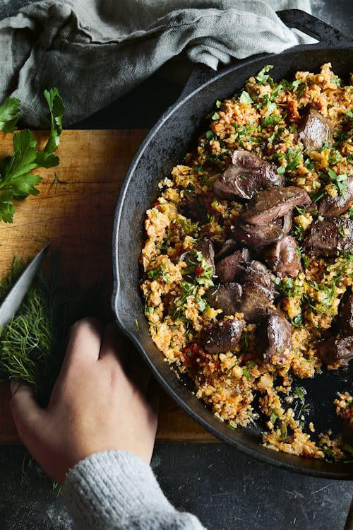 Meaty cauliflower pilaf