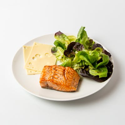 female-salmon-with-italian-salad