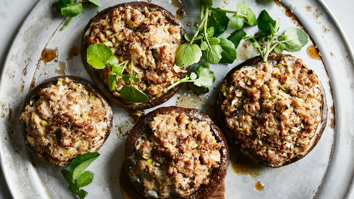 Stuffed keto mushrooms