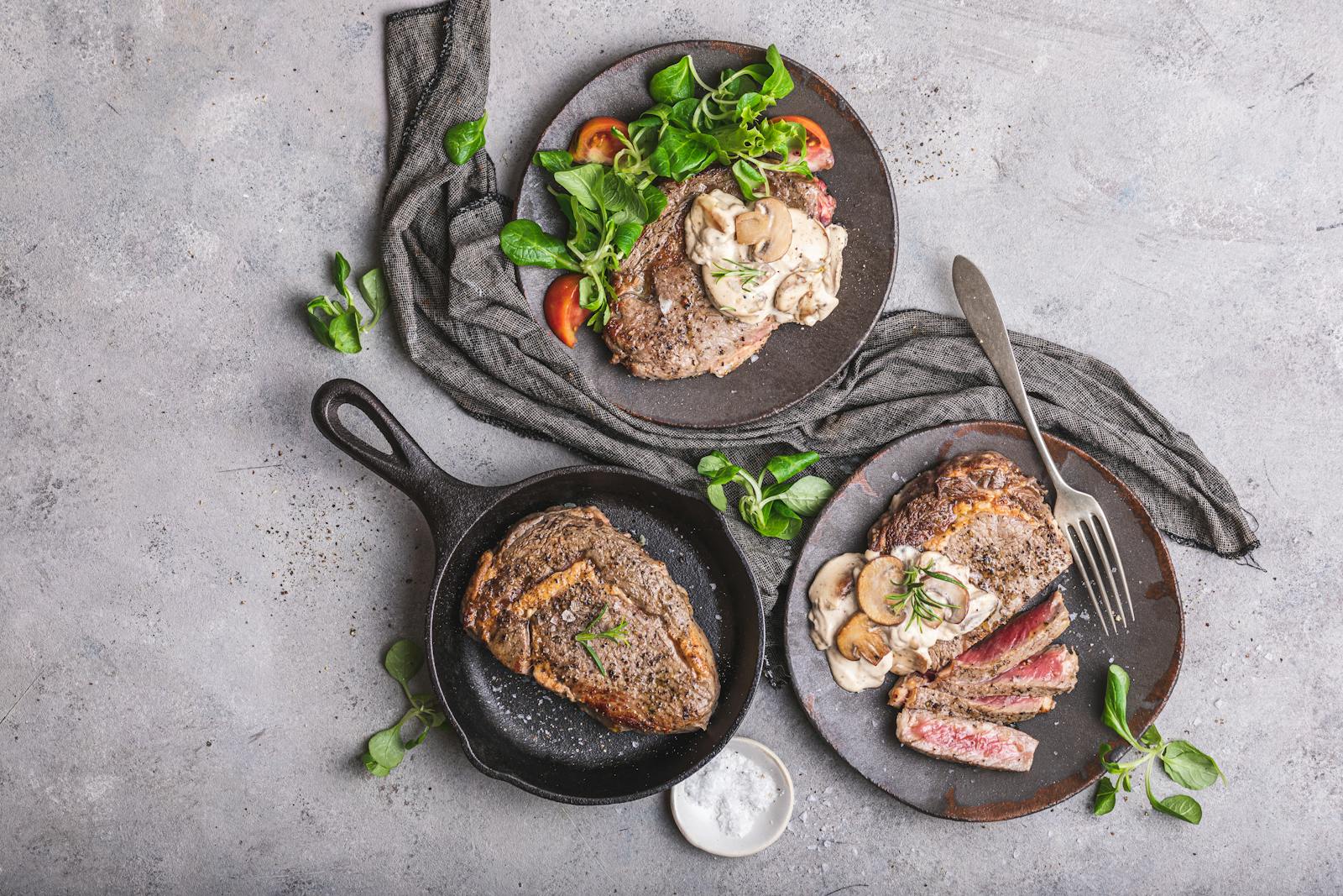 Steak With Keto Mushroom Sauce - Recipe - Diet Doctor