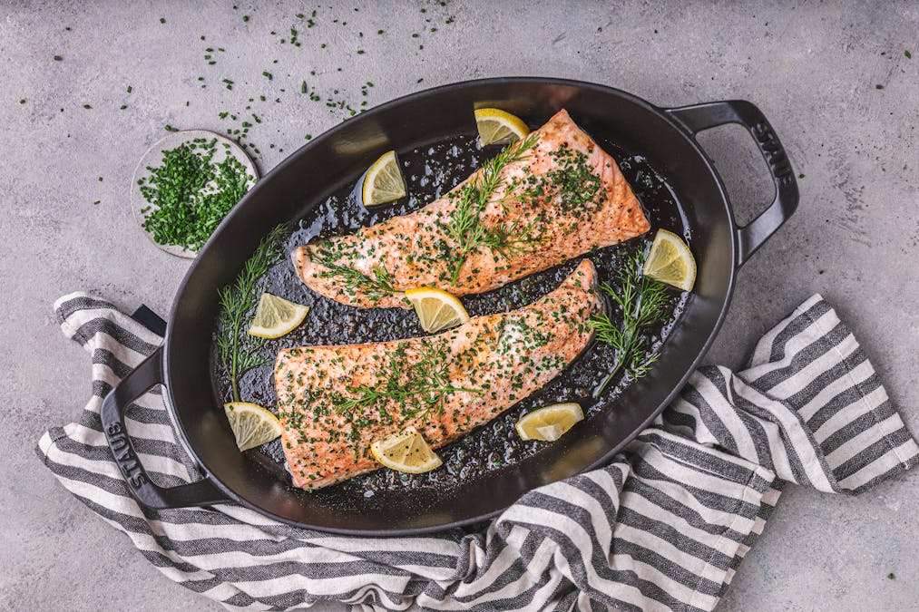 Lemon butter-baked salmon