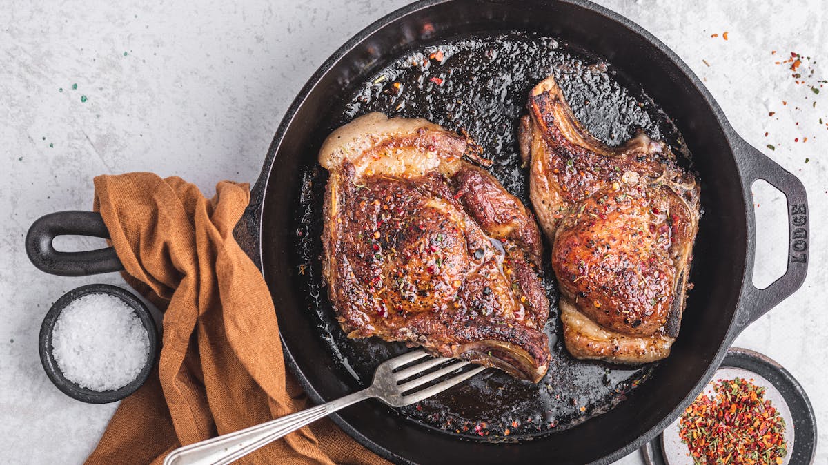 Skillet pork chop
