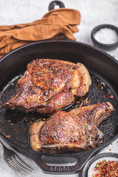 Skillet pork chop