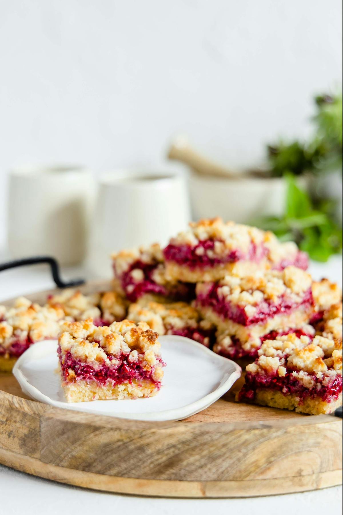 Keto berry squares