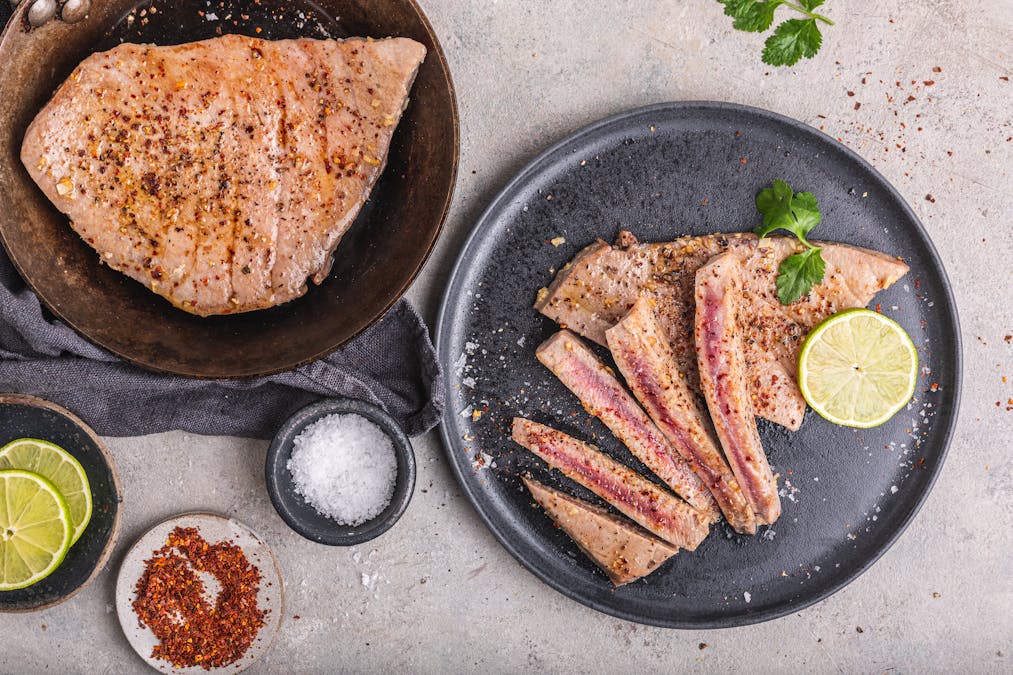 Seared tuna steaks