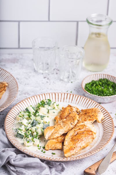 Skillet chicken breast with no-tato salad
