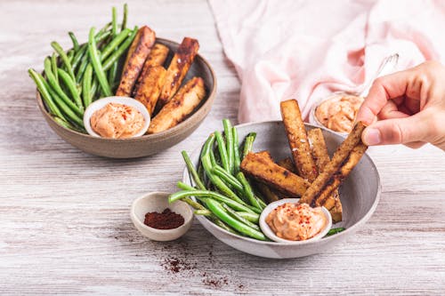 Crispy tofu sticks with green bean fries and chipotle mayo