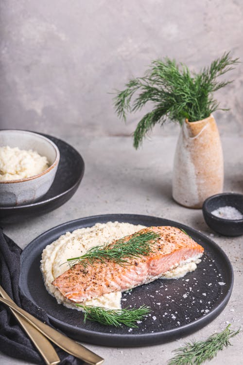 Lemony butter-baked salmon with cauliflower mash
