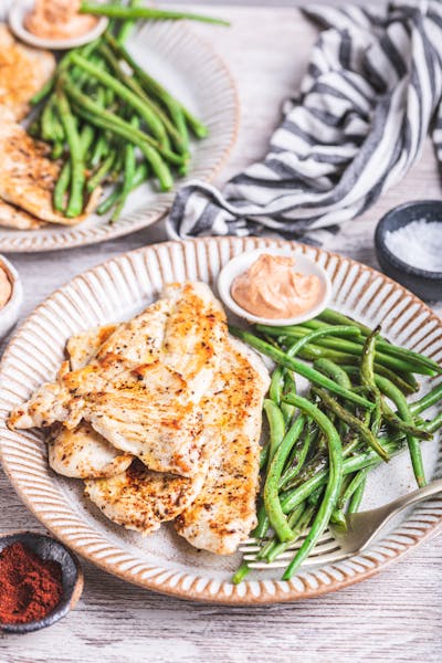 Chicken with green bean fries and chipotle mayo